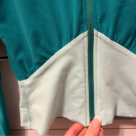Lululemon Teal Zip Up Jacket - Picture 5 of 7